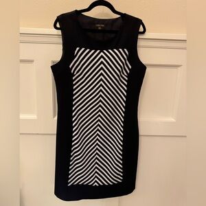 Sleeveless, navy blue and white, classy, and comfortable dress